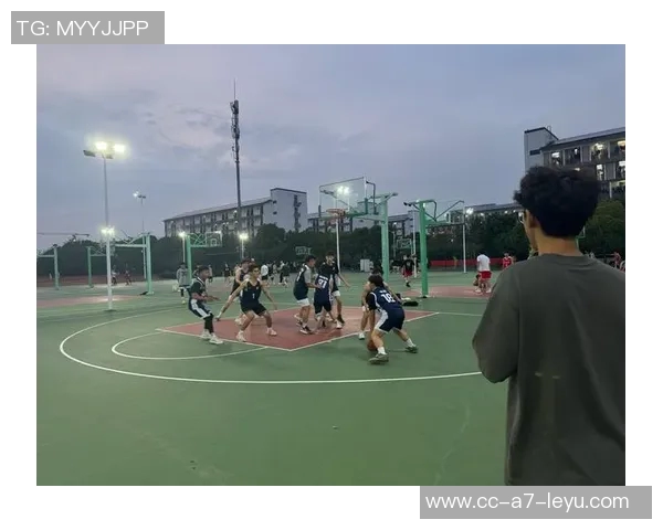 弗拉格分享与兄长共聚时光感受篮球带来的快乐与团结