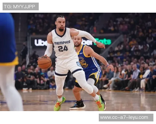 圣诞夜60分传奇再现詹姆斯500分成就无人可及库里为何在此时沉寂