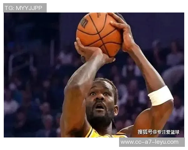 东里连中高难度三分引发热议字母哥直言对手实力不容小觑