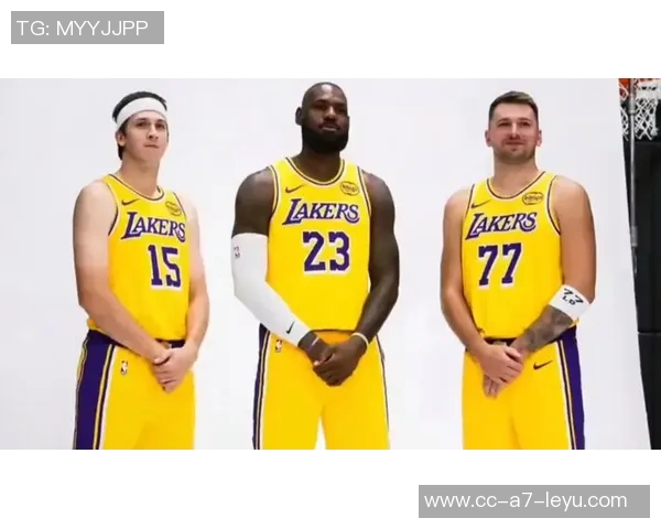 湖人新赛季战绩喜人七套首发阵容助力老詹缺阵仍能赢球